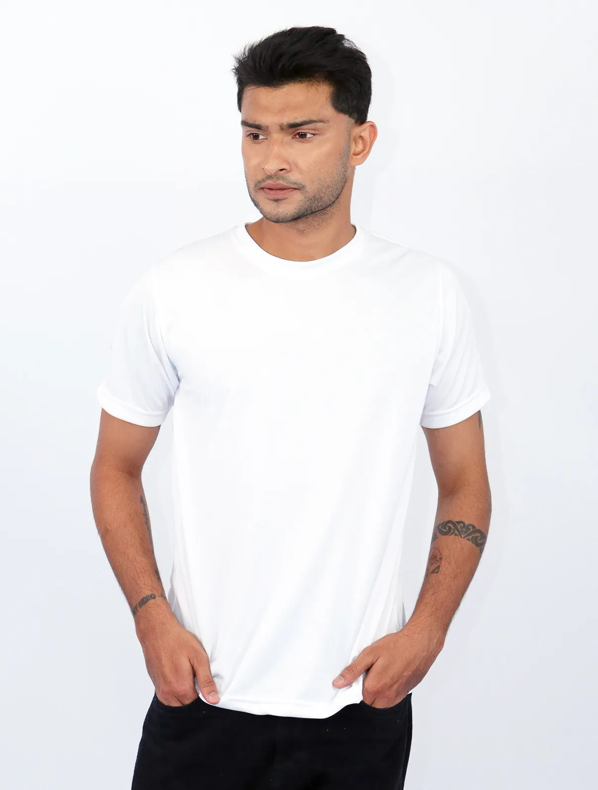 White Polyester Round Neck 140GSM T-shirts